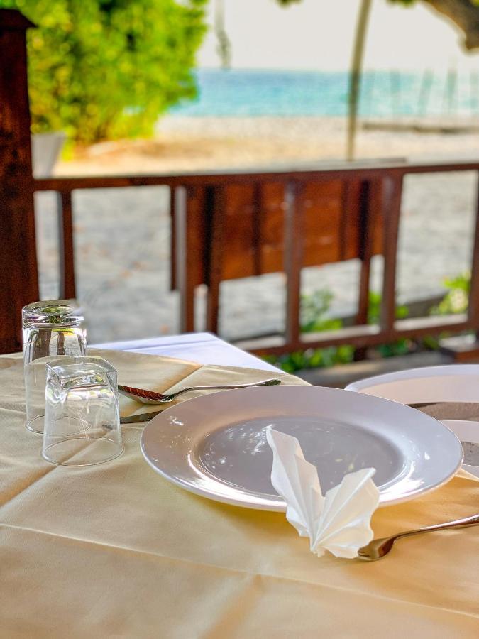 Aagali Beach Fulidhoo Esterno foto